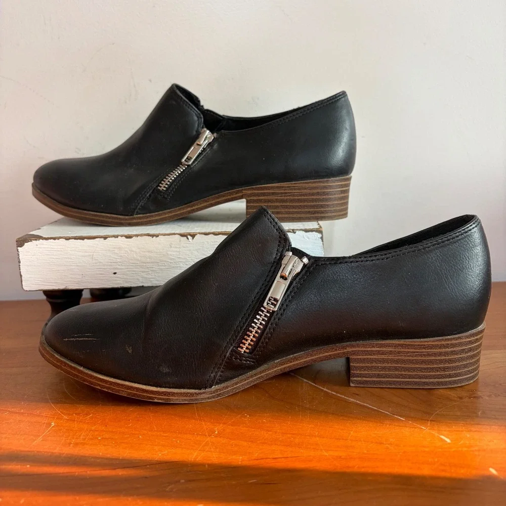 American Eagle Womens Black Side Zip Ankle Booties Low Stacked Heel 6.5 160852